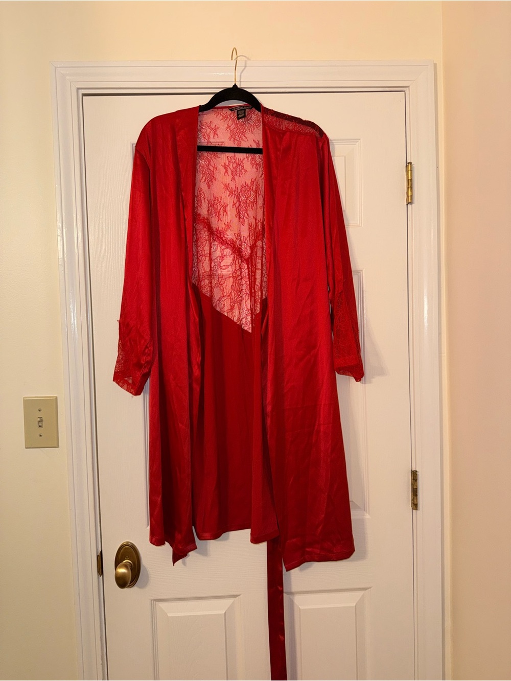 Victoria's Secret Red Lace Satin Robe & Chemise Set